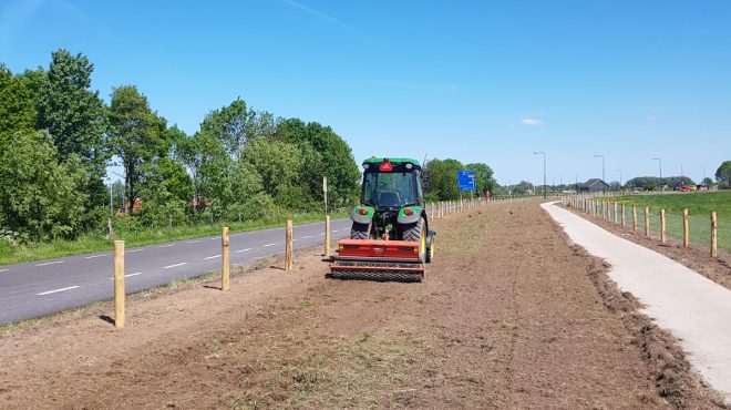 Loonbedrijf van Kleef - zaaien Loonbedrijf van Kleef - zaaien